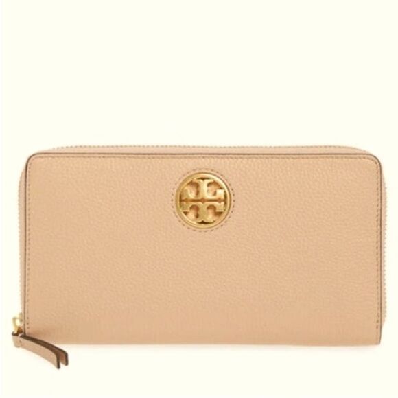 Tory Burch Handbags - Tory Burch Beige Pebbled Leather Wallet with Gold Logo